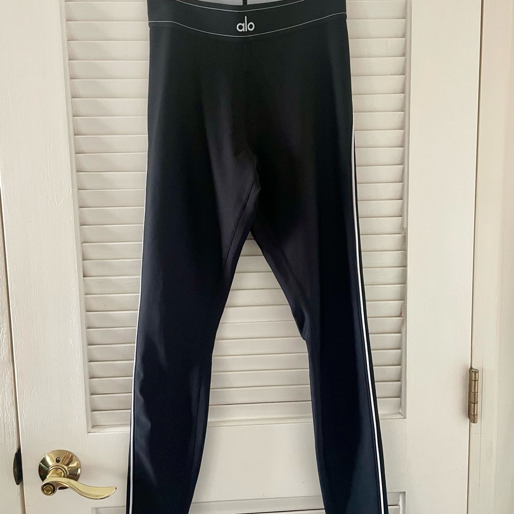 Alo Black Leggings with White Stripe